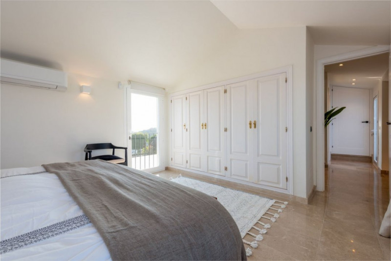 Vila LUX, Marbella, piscina exterioara, gradina, vedere panoramica mare-munte