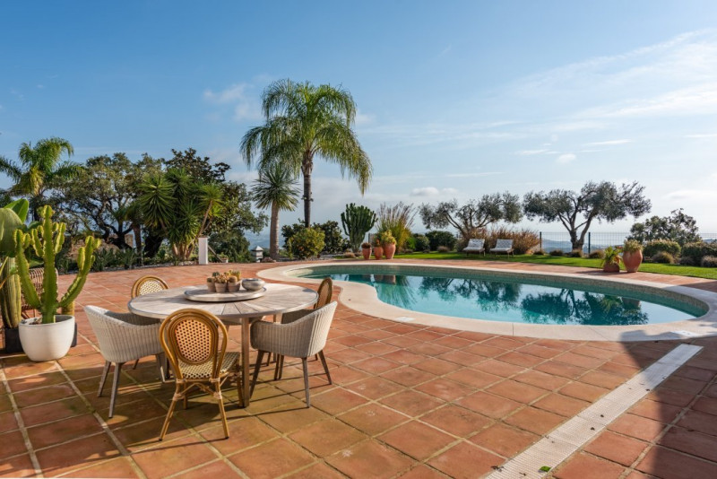 Vila LUX, Marbella, piscina exterioara, gradina, vedere panoramica mare-munte
