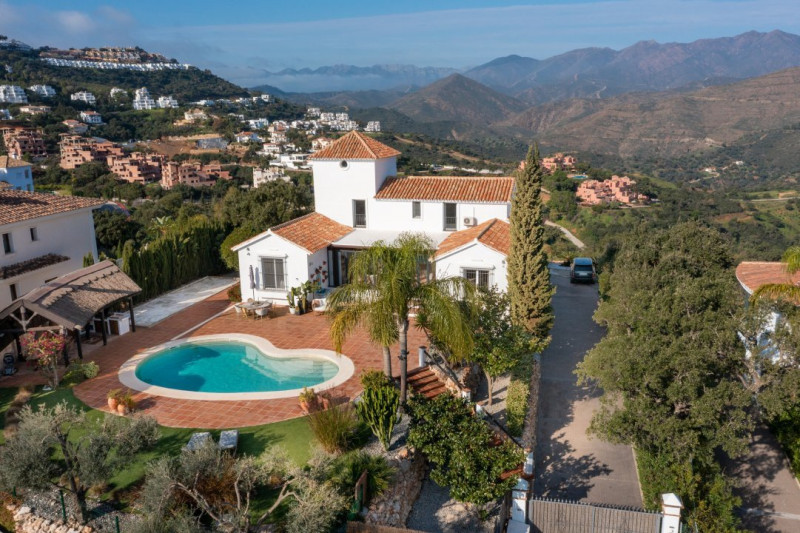 Vila LUX, Marbella, piscina exterioara, gradina, vedere panoramica mare-munte